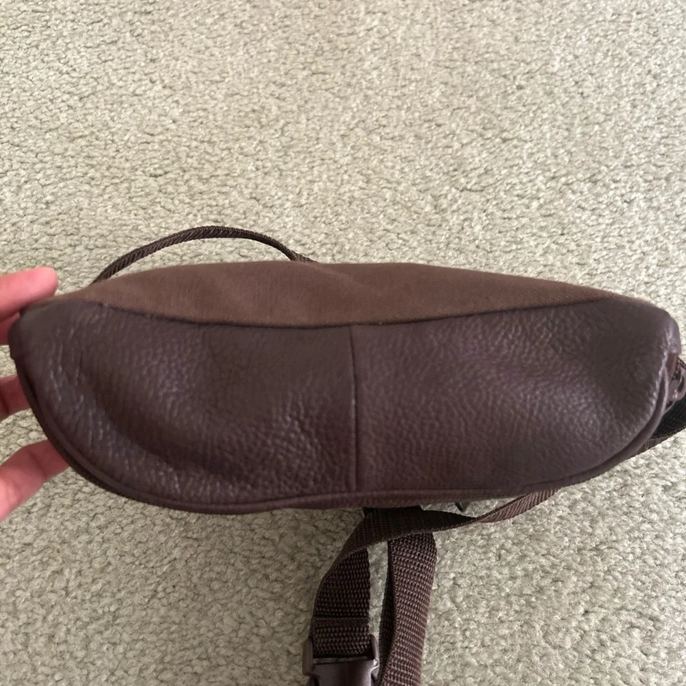 Vintage Wilson’s Genuine Leather Fanny Pack Belt Bag Brown NEW - Picture 9 of 10